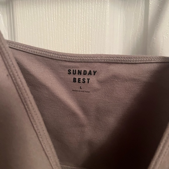 Sunday best tank - Picture 2 of 3